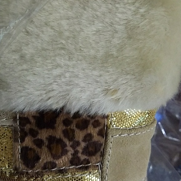 Guess - Picture 6 of 7